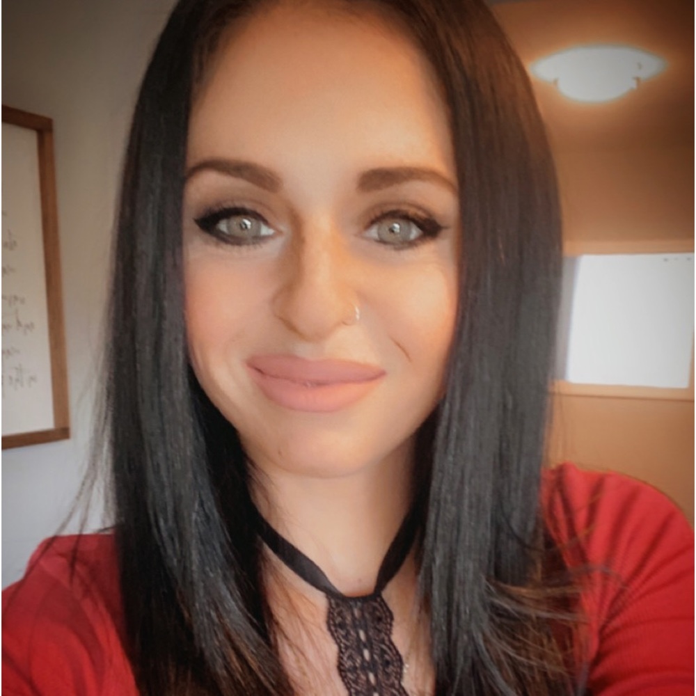 Meet your Posher, Megan